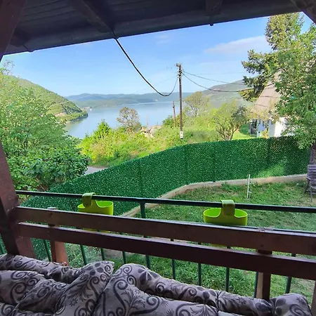 Lana I Tara *